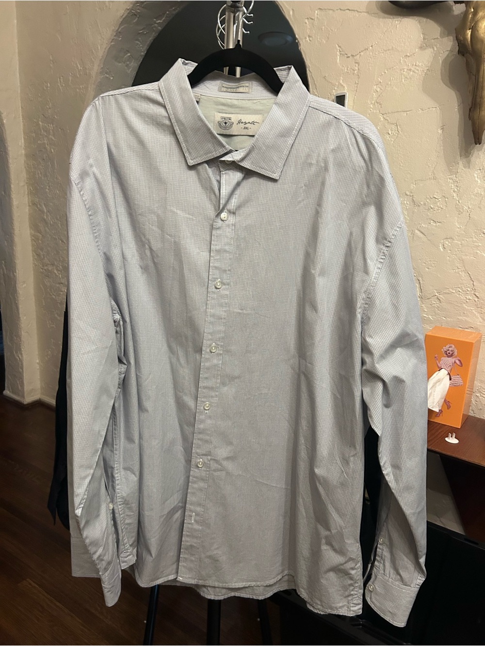 Men's Light Blue Long-Sleeve Dress Shirt - Classic Tailored Style